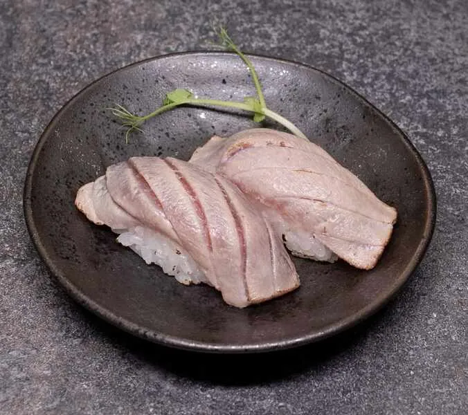 NIGIRI TUŃCZYK